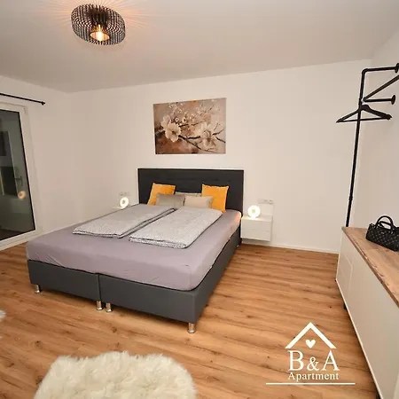 B & A Mit Balkon Und Parkplatz Naehe Uni Bwzk In Metternich *
