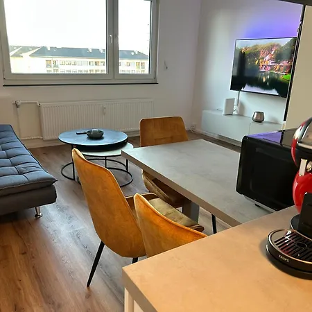 B & A Mit Balkon Und Parkplatz Naehe Uni Bwzk In Metternich Apartamento *