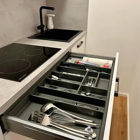Apartamento B & A Mit Balkon Und Parkplatz Naehe Uni Bwzk In Metternich