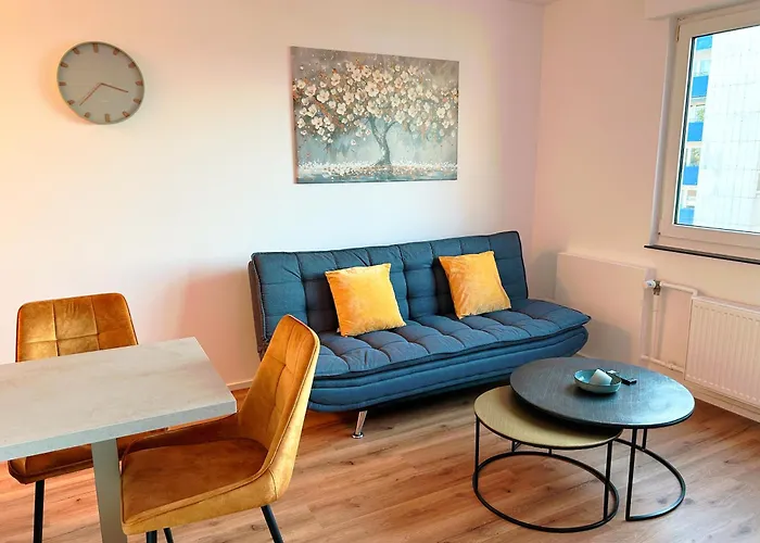 B & A Mit Balkon Und Parkplatz In Metternich קובלנץ