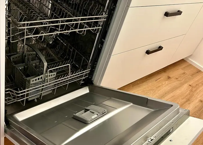 Appartement B & A Mit Balkon Und Parkplatz In Metternich